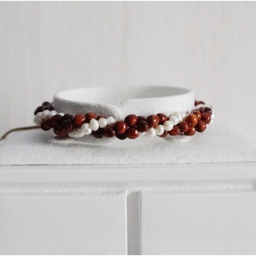 Wood & Pearl Beaded Pull String Bracelet NWT
